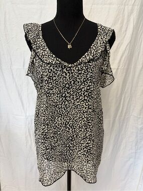 buttons Black and White Leopard Ruffle-Trim Camisole